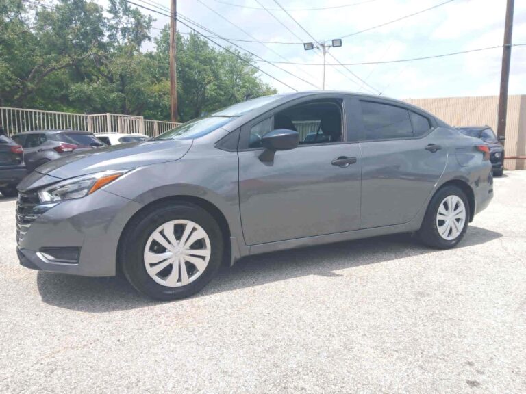 2025 NISSAN VERSA S