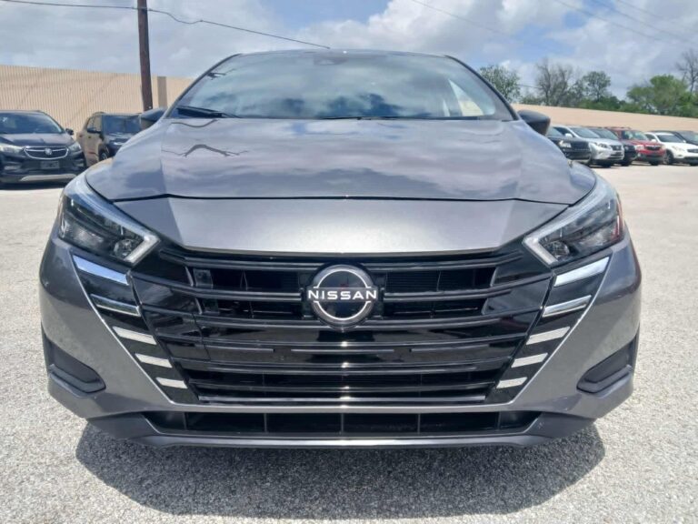 2025 NISSAN VERSA S
