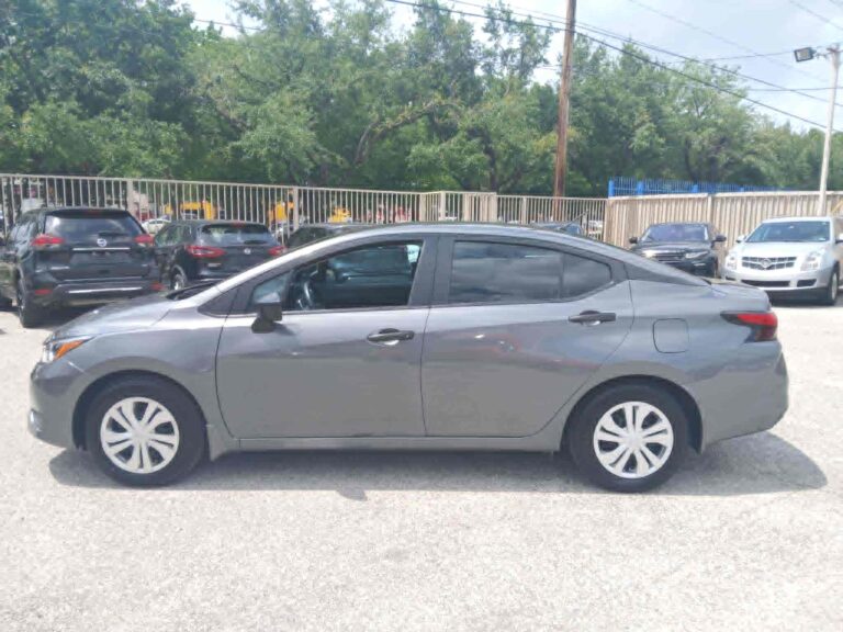 2025 NISSAN VERSA S