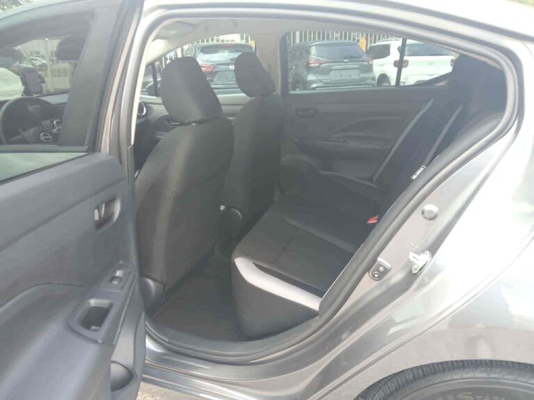 2025 NISSAN VERSA S