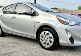 2016 TOYOTA PRIUS C
