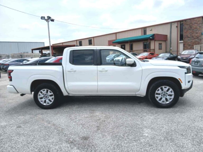2023 NISSAN FRONTIER SV