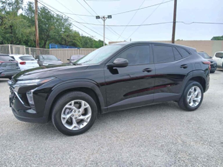 2025 CHEVROLET TRAX LS
