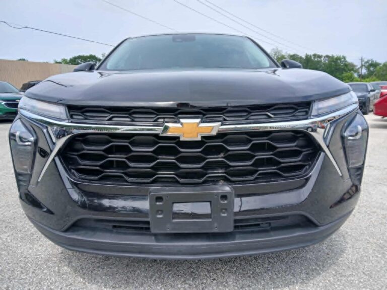 2025 CHEVROLET TRAX LS