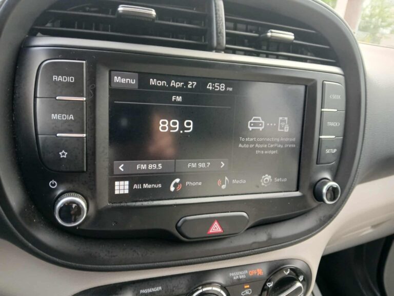 2023 KIA SOUL LX
