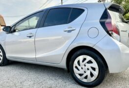 2016 TOYOTA PRIUS C