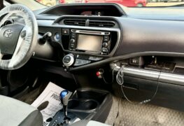 2016 TOYOTA PRIUS C