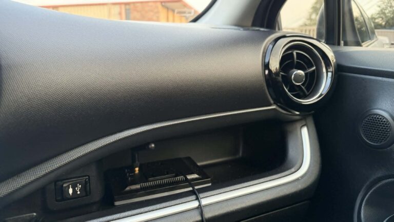 2016 TOYOTA PRIUS C
