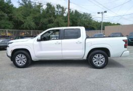 2023 NISSAN FRONTIER SV