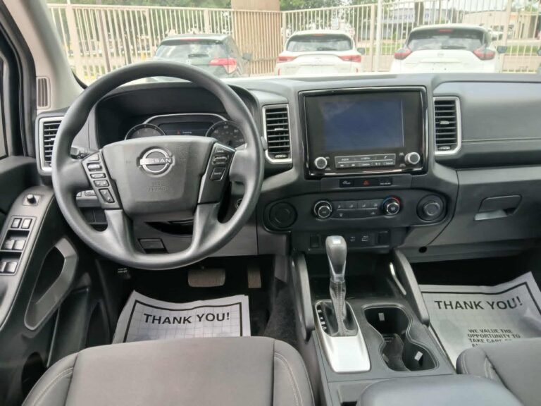2023 NISSAN FRONTIER SV