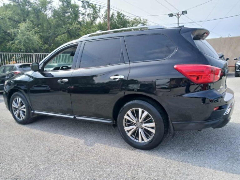 2020 NISSAN PATHFINDER SV