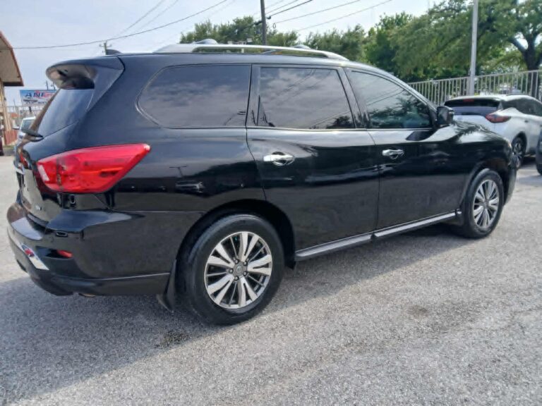 2020 NISSAN PATHFINDER SV