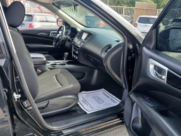 2020 NISSAN PATHFINDER SV