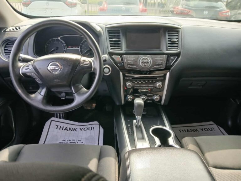 2020 NISSAN PATHFINDER SV