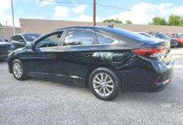 2019 HYUNDAI SONATA SE