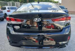 2019 HYUNDAI SONATA SE