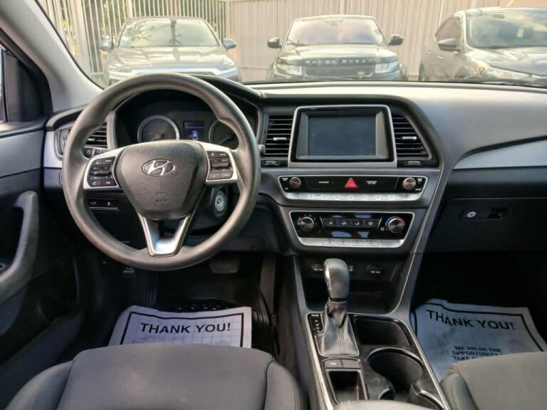 2019 HYUNDAI SONATA SE
