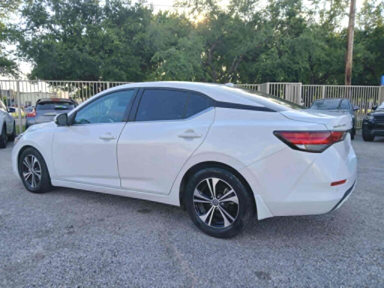 2022 NISSAN SENTRA SV