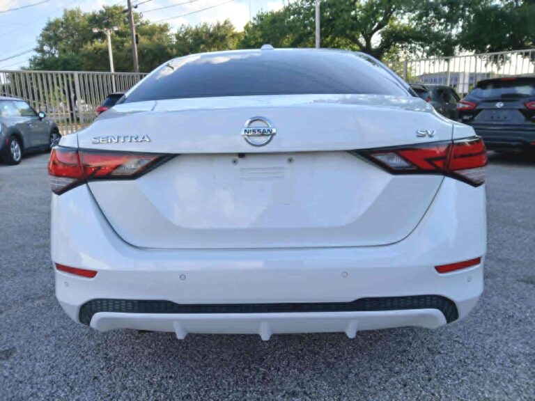 2022 NISSAN SENTRA SV
