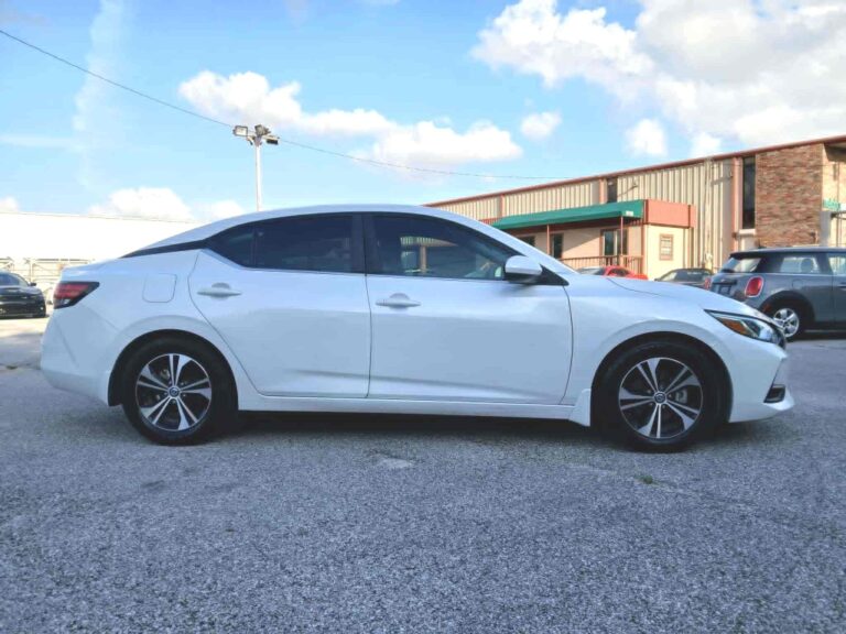2022 NISSAN SENTRA SV