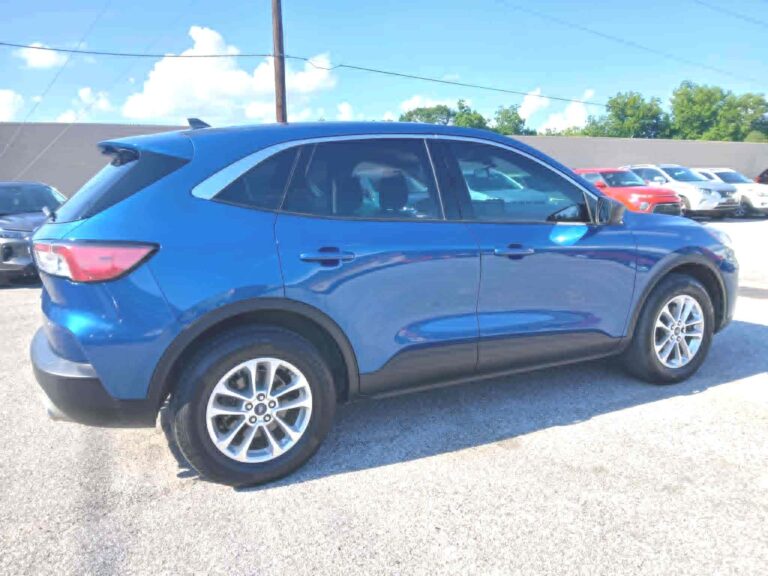 2022 FORD ESCAPE SE