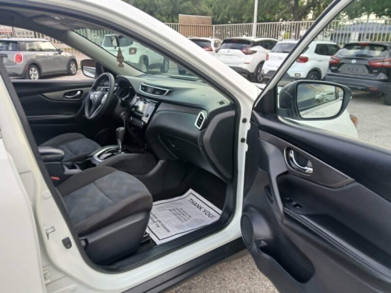 2016 NISSAN ROGUE S
