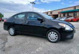 2019 NISSAN VERSA S