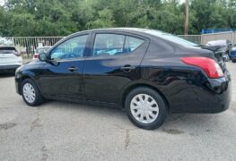 2019 NISSAN VERSA S