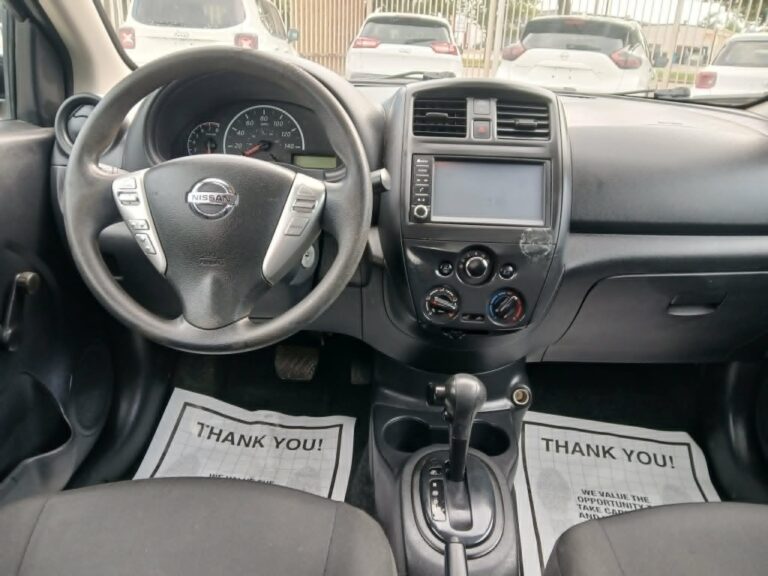 2019 NISSAN VERSA S
