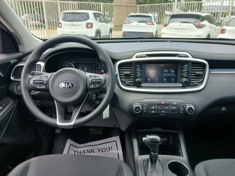 2018 KIA SORENTO LX