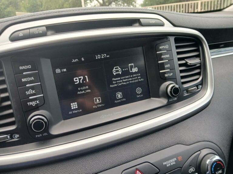 2018 KIA SORENTO LX