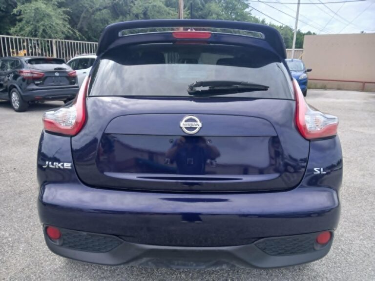 2015 NISSAN JUKE SL