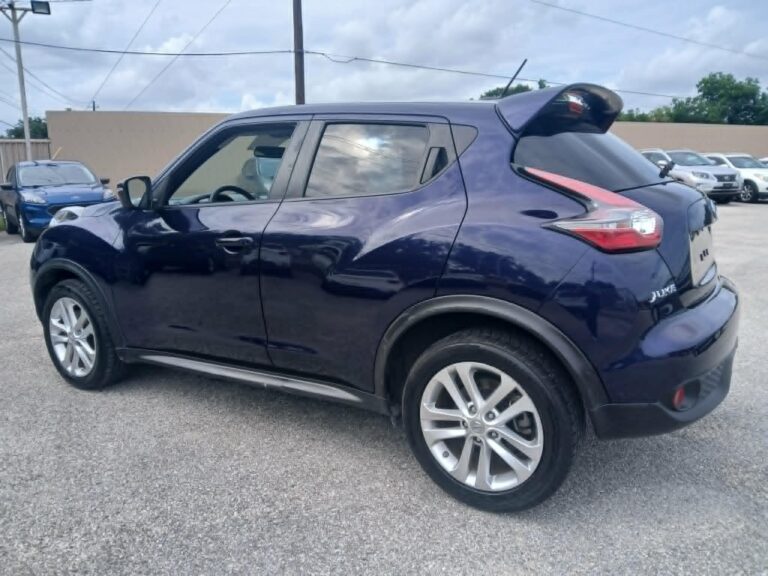 2015 NISSAN JUKE SL