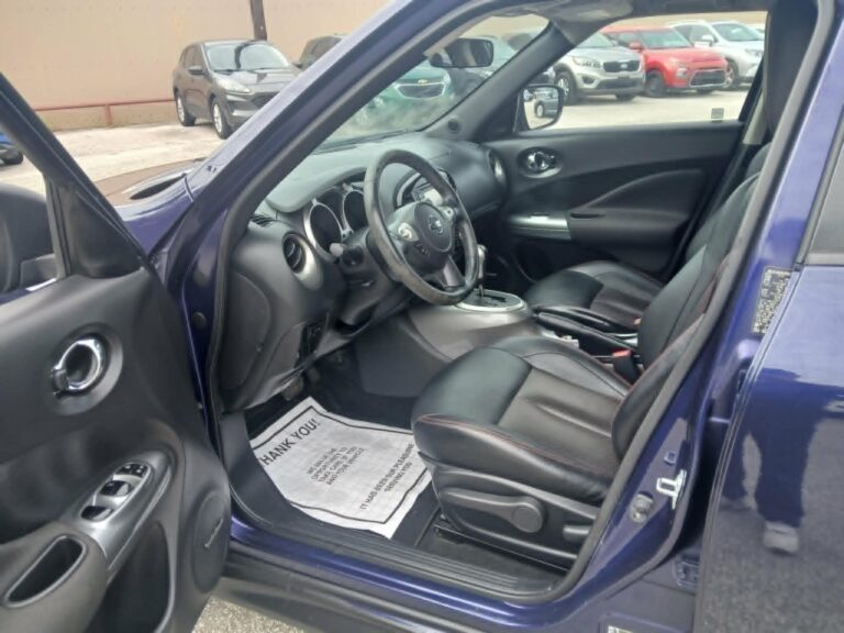 2015 NISSAN JUKE SL