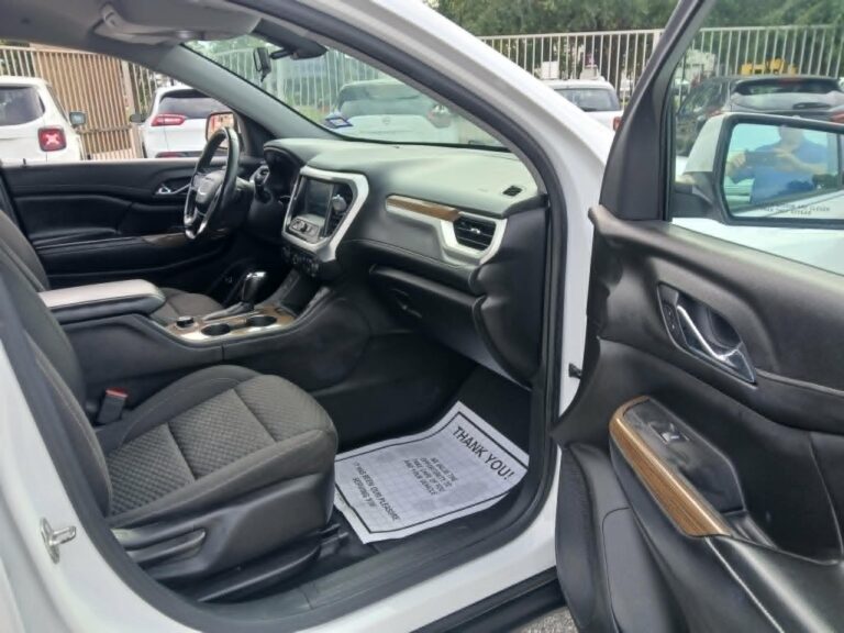 2019 GMC ACADIA SLE-2