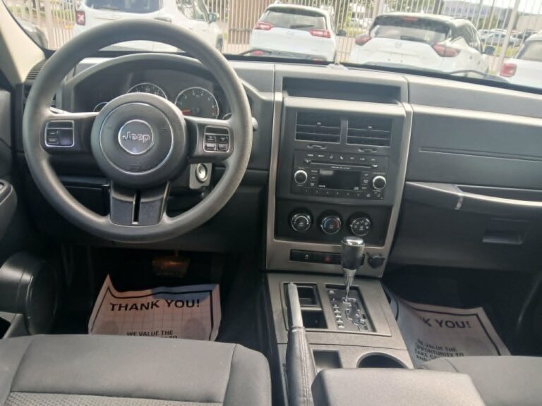 2012 JEEP LIBIRTY SPORT