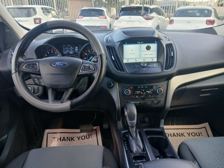 2019 FORD ESCAPE SE
