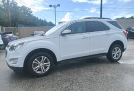 2017 CHEVROLET EQUINOX LT