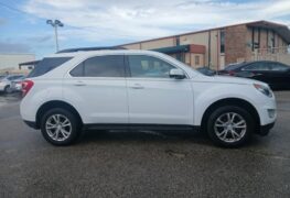 2017 CHEVROLET EQUINOX LT