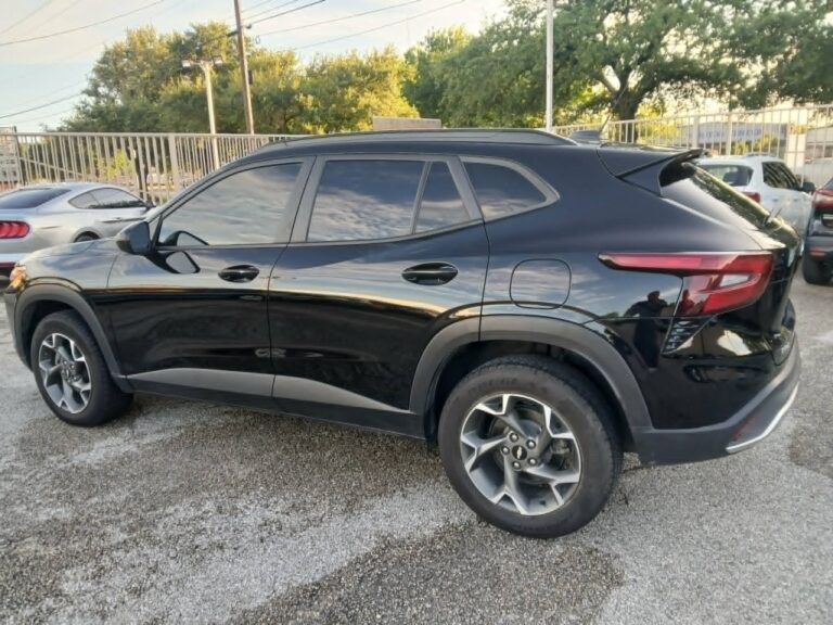 2024 CHEVROLET TRAX LT