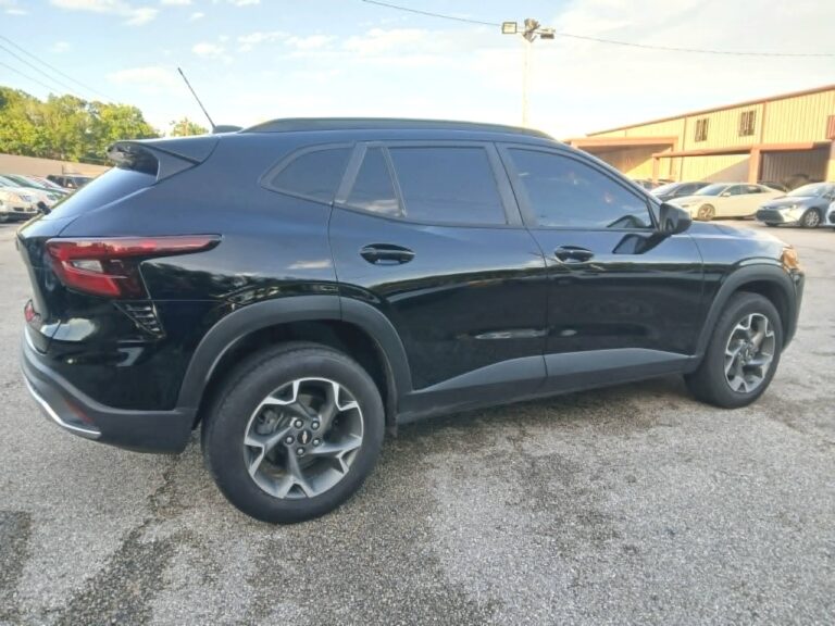 2024 CHEVROLET TRAX LT
