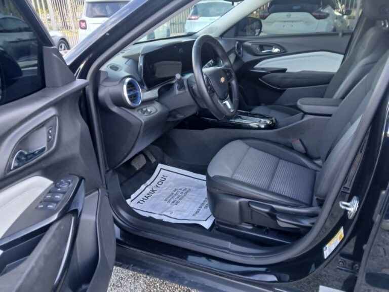 2024 CHEVROLET TRAX LT