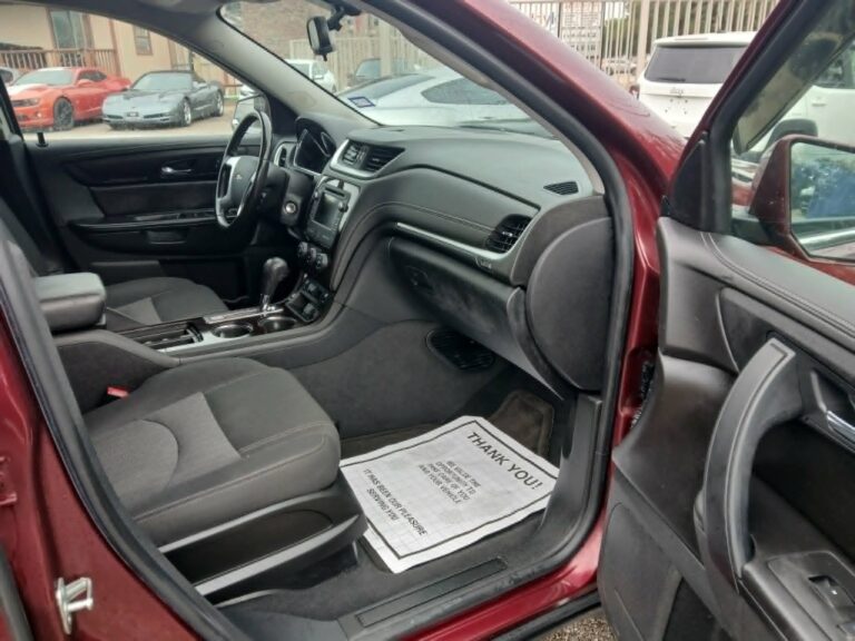 2017 CHEVROLET TRAVERS 1LT