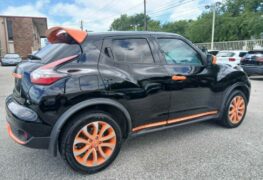 2017 NISSAN JUKE SL