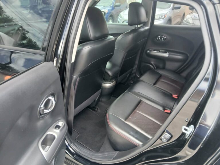 2017 NISSAN JUKE SL