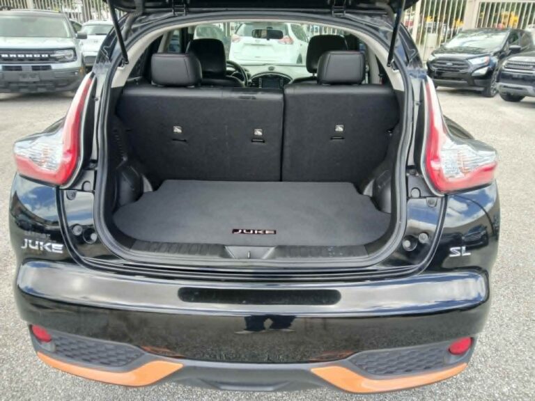 2017 NISSAN JUKE SL