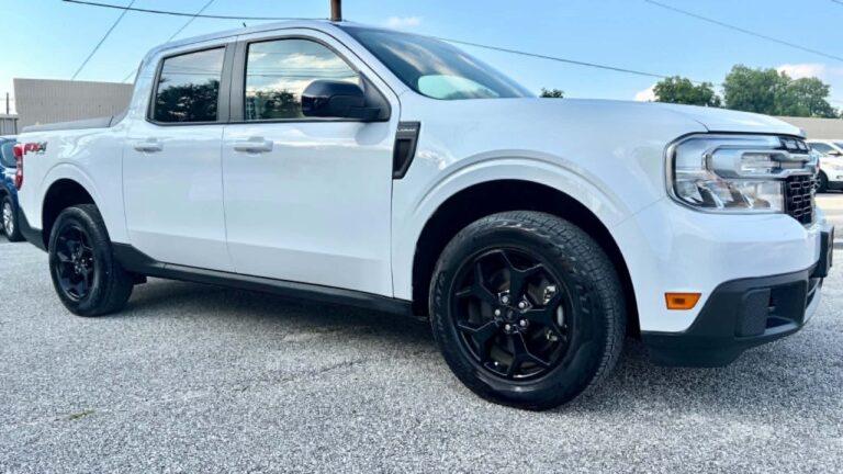 2024 FORD MAVERICK LARIAT