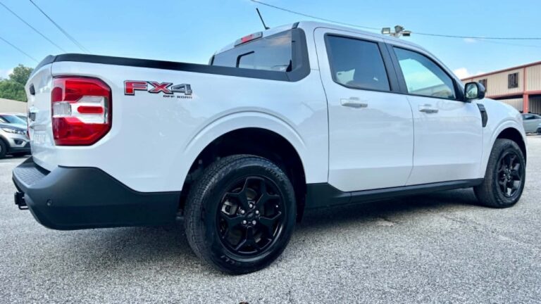 2024 FORD MAVERICK LARIAT