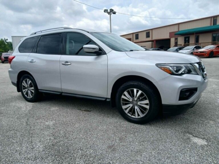 2018 NISSAN PATHFINDER S