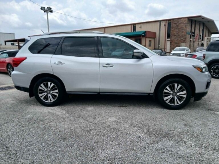 2018 NISSAN PATHFINDER S